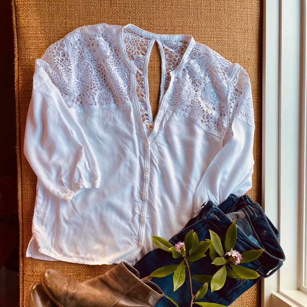 Holister White Blouse